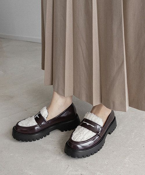20%OFF】サステナブル 晴雨兼用 トラックソールローファー | A