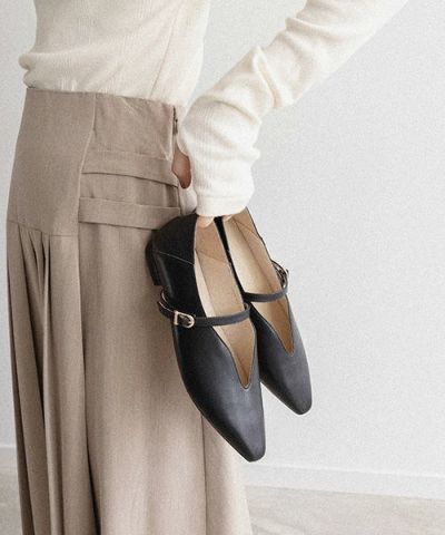 【40%OFF】レザーストラップフラットパンプス