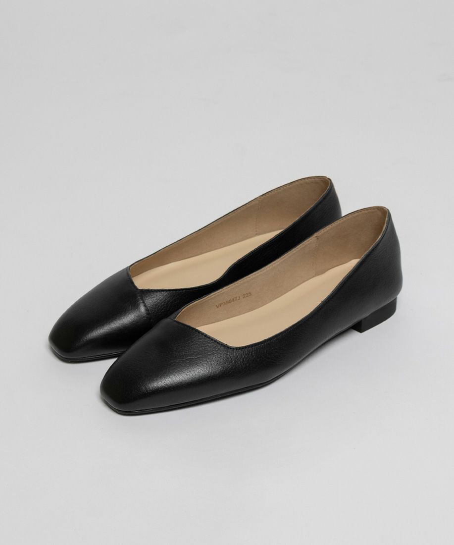 10%OFF】レザーアシメカットフラットパンプス | A de Vivre（アドゥ