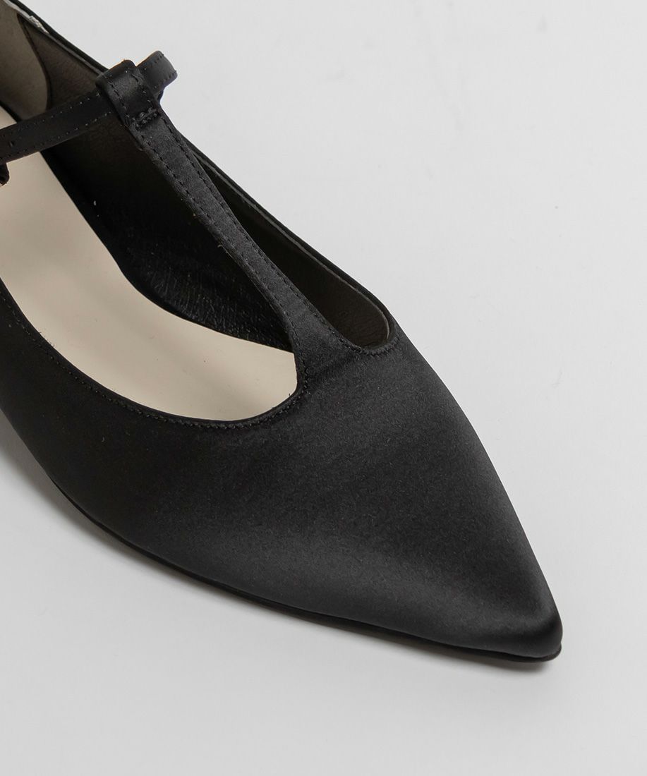 40%OFF】サステナブル 3E サテンTストラップパンプス | A de Vivre