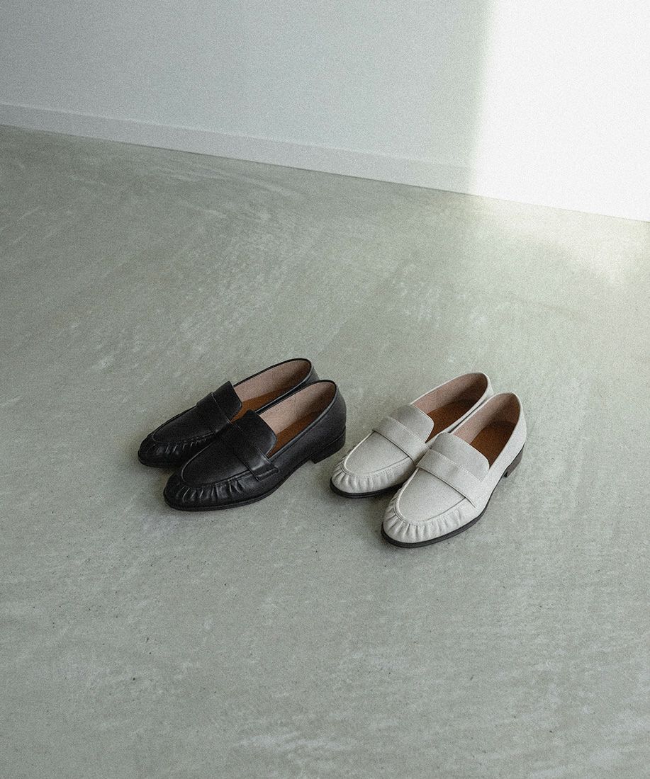 50%OFF】レザー ソフトローファー | A de Vivre（アドゥヴィーヴル