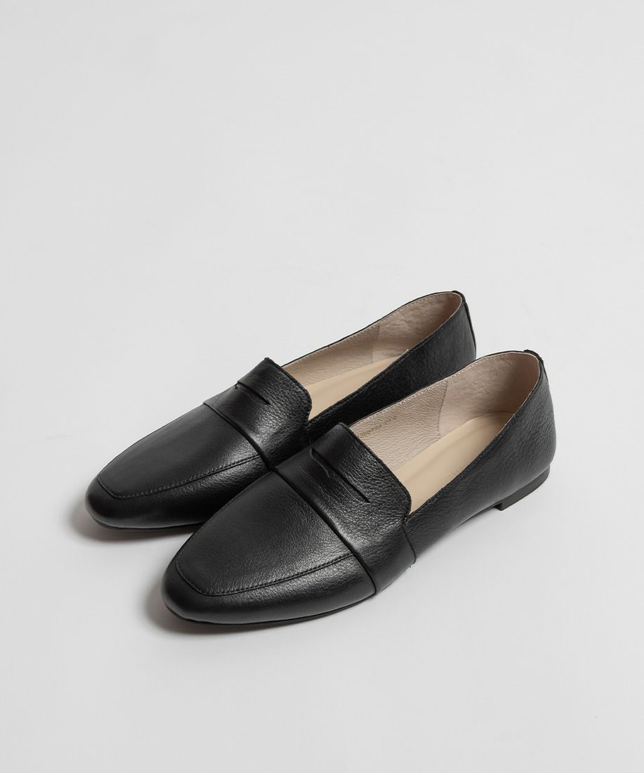 レザー ソフトローファー | A de Vivre（アドゥヴィーヴル）公式