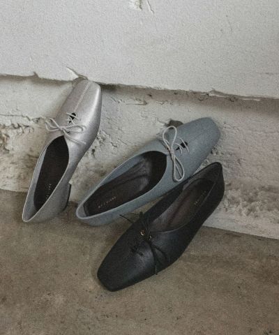ア ドゥ ヴィーヴル♡新品♡黒ドレスシューズ♡Sサイズ セール】レザーレースアップシューズ（ドレスシューズ）｜A de
