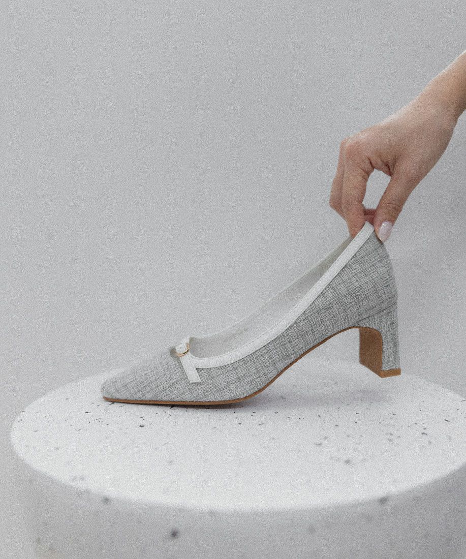 チェックナロースクエアトゥパンプス | A de Vivre（アドゥヴィーヴル